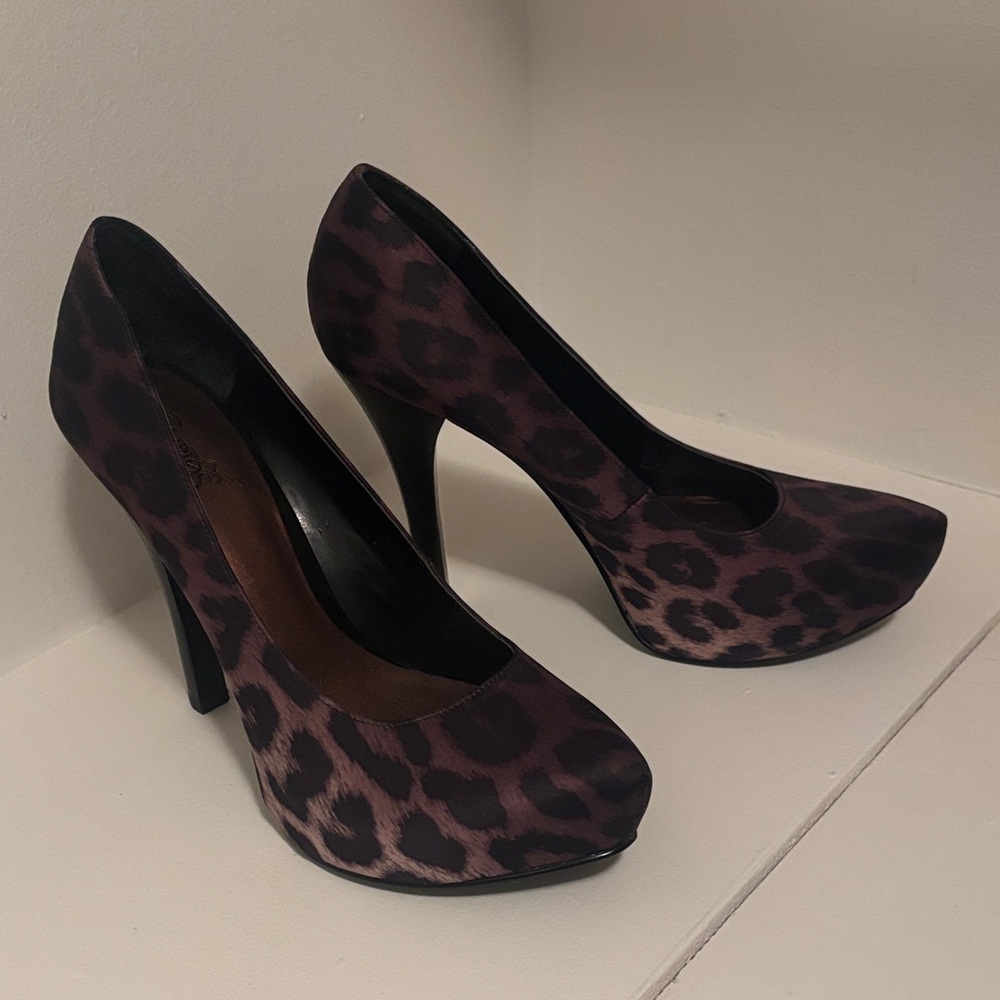Carlos by Carlos Santana Purple Leopard Heels